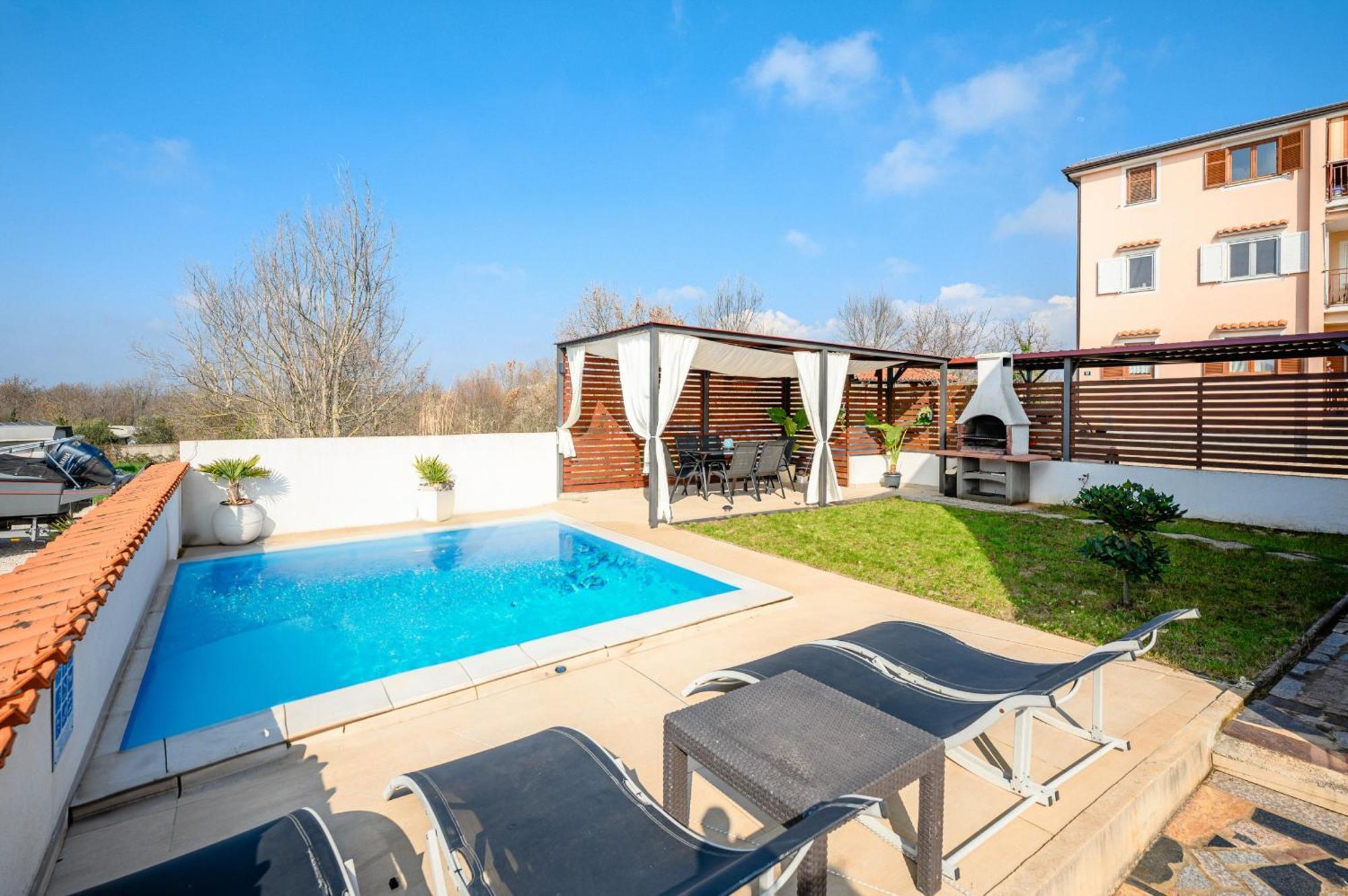 Charming Apartments Rose 1&2 With Pool Poreč Extérieur photo